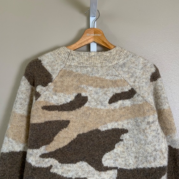 Anthropologie Moth Marjorie Camo Sweater - Picture 15 of 16